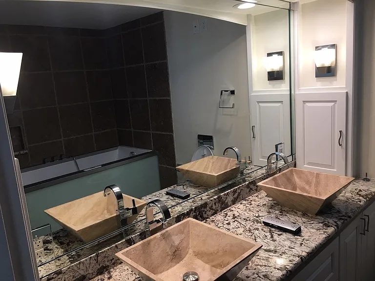 1221 Marine Dr — Photo 8