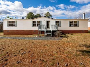 5893 Red House Rd, Appomattox, VA 24522