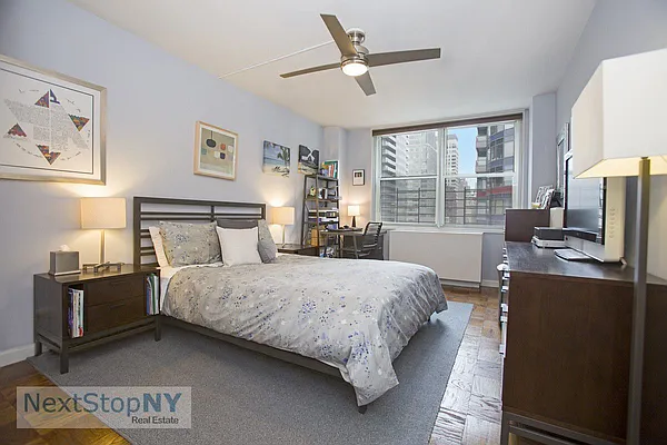 Sold by NextStopNY | media 6