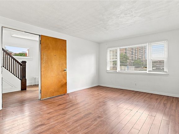 5th image of 41 Crittenden Blvd
