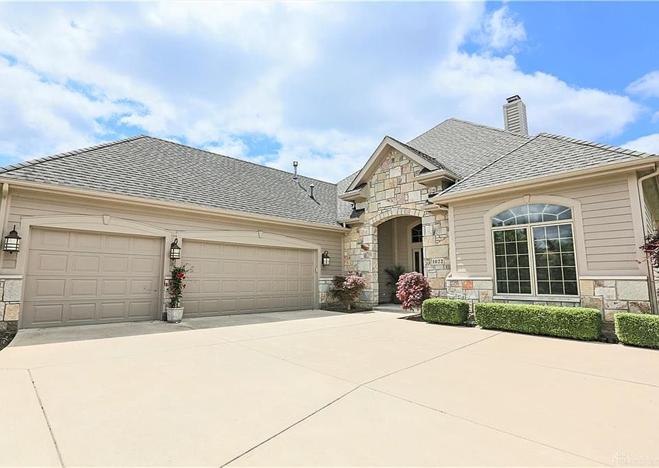 1st image of 1022 Villa Vista Pl
