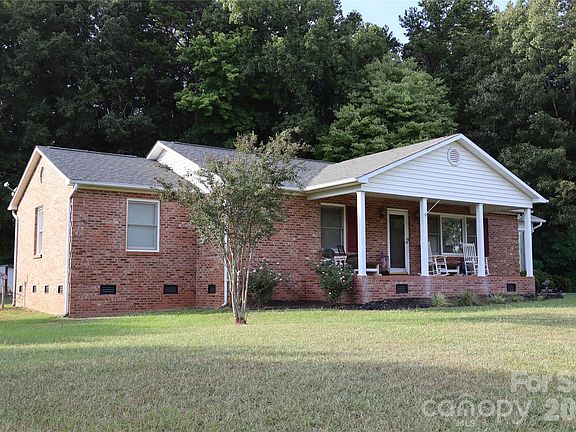 2nd image of 2889 Shiloh Unity Rd