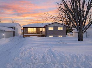 105 Maple Leaf Ave, Orillia, ON L3V 6Z1