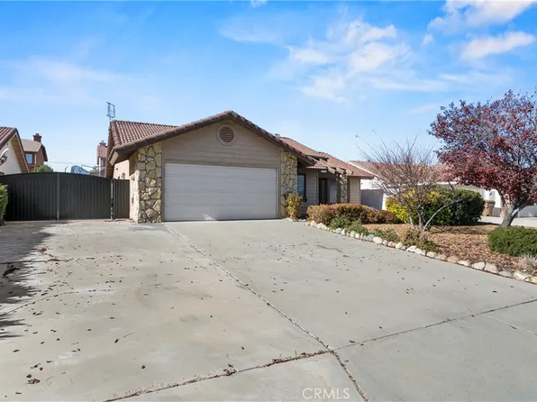 8558 Valley View Dr, Hesperia, CA 92344