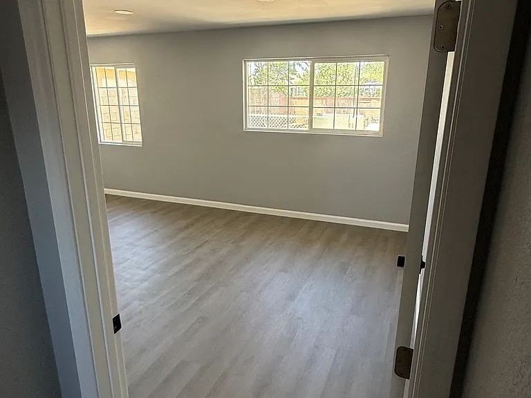 2159 E Avenue Q2 — Photo 11