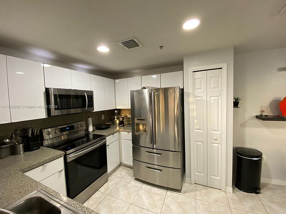 1st image of 6500 NW 114th Ave APT 1031