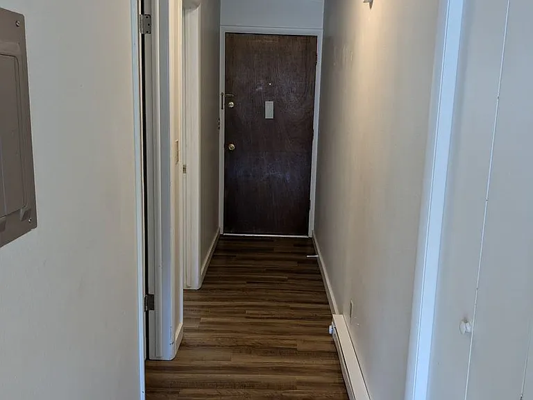 503 N Black Ave #1-8 — Photo 7