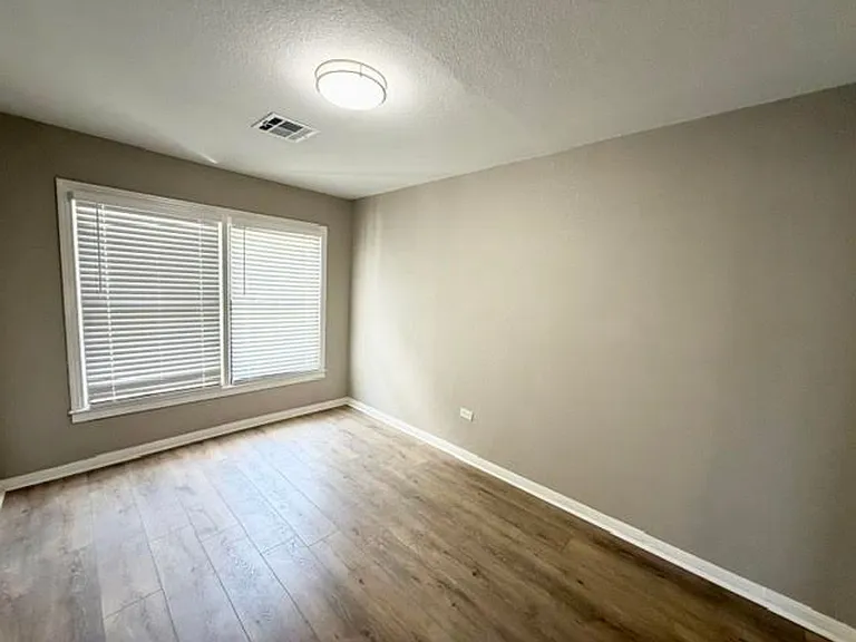 3500 Leland Ave — Photo 4