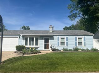 419 Kenyon Ave, Romeoville, IL 60446