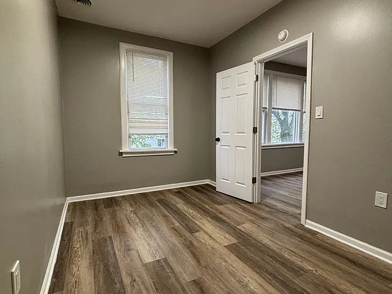 3926 Butternut St — Photo 12