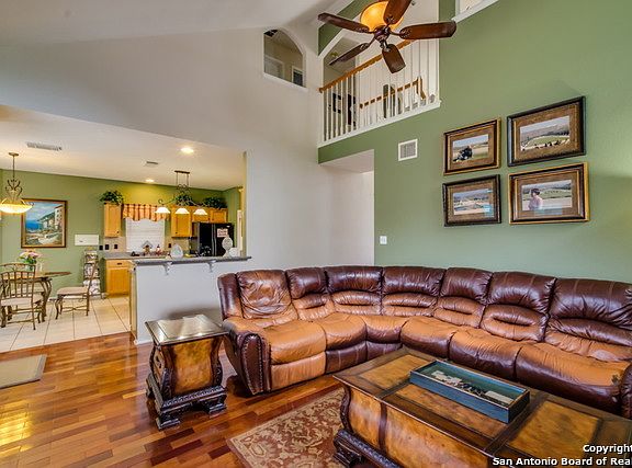 5th image of 21707 Lawrey Dr