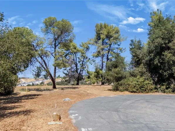 60 Redwood Ln Lot 1, Yucaipa, CA 92399
