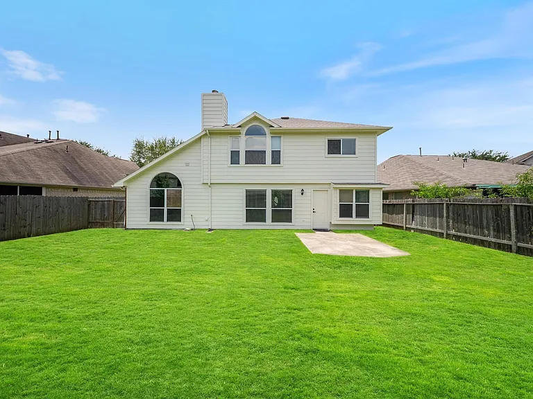 8311 Sierra Hill Ct — Photo 31