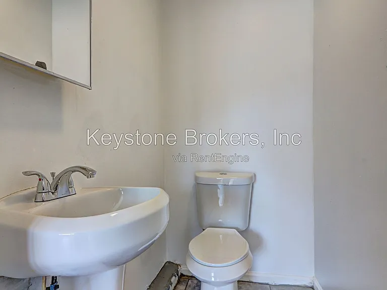 3467 Eisenhower Cir SE — Photo 5