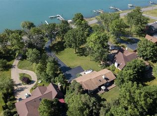 2510 E River Rd, Grand Island, NY 14072