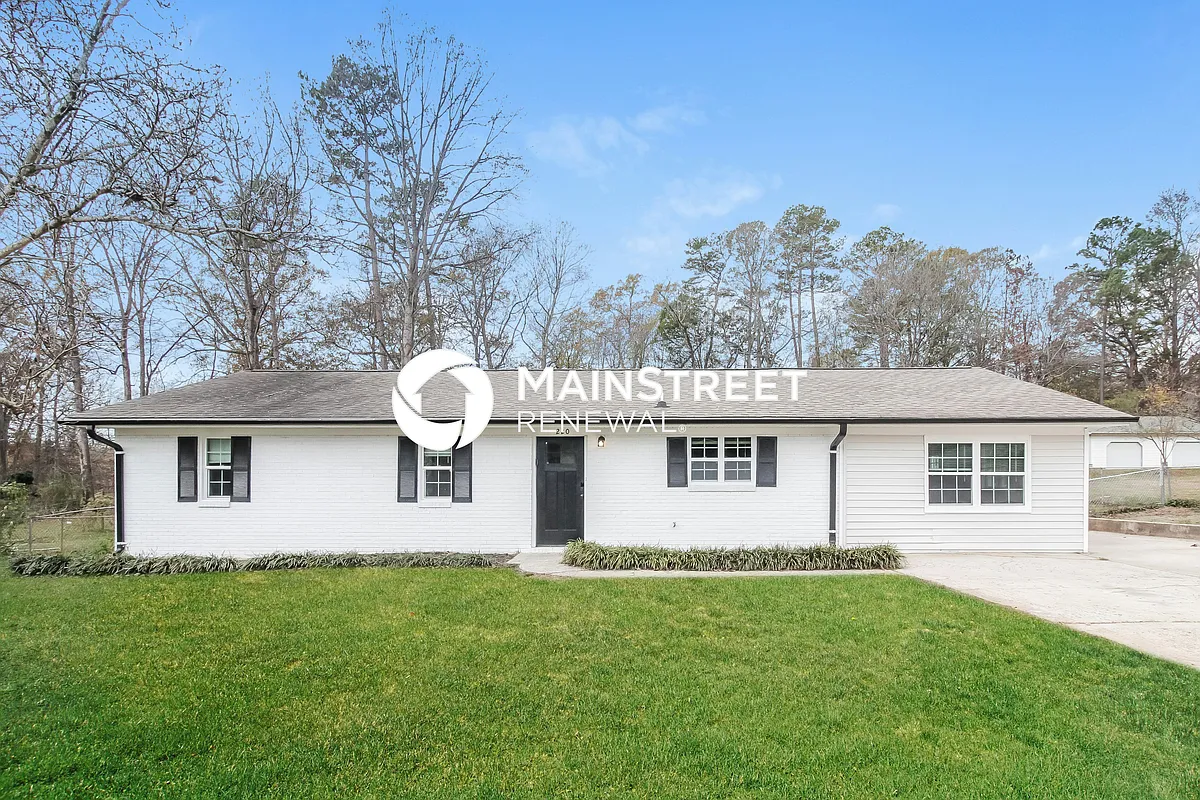 Front View - 220 Pine Rd