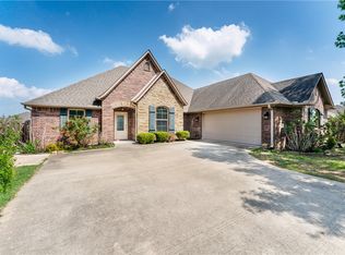 709 SW Barn Valley Rd, Bentonville, AR 72712