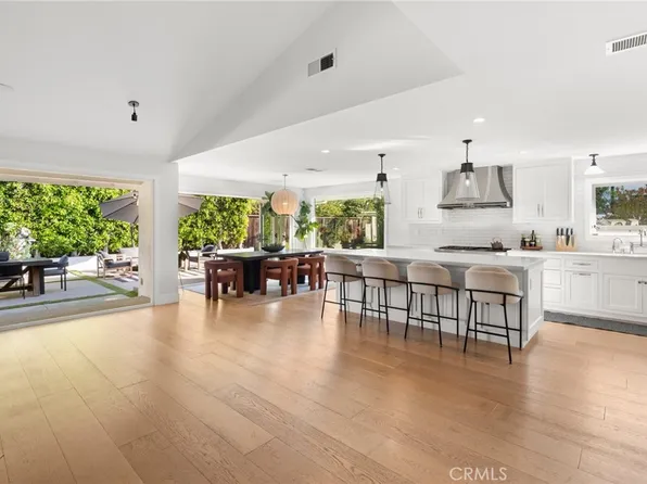 1826 Buttonshell Ln, Newport Beach, CA 92660