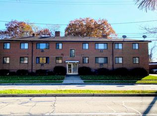 18851 Hilliard Blvd #A, Rocky River, OH 44116