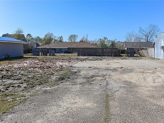 3rd image of 4016 Brinlee St