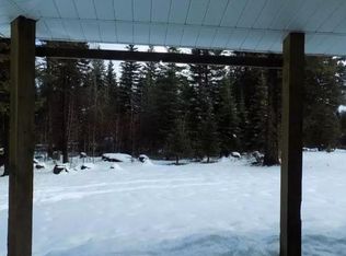 16 Royal Ln, Cascade, ID 83611