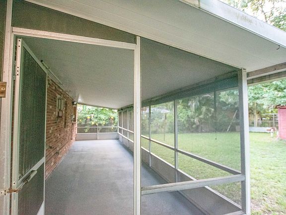 3rd image of 506 Mendel Ln