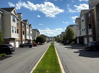 1204 Admirals Walk Dr #1204, Cohoes, NY 12047