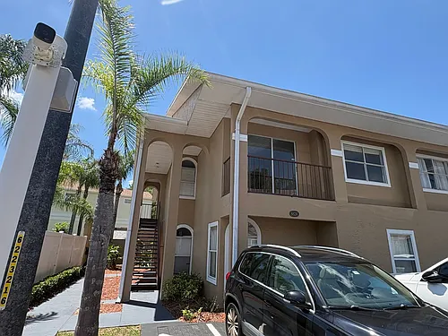 8824 Coral Palms Ct #B Photo 1