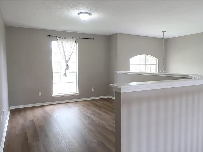 20714 Morning Creek Dr — Photo 39