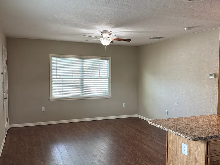 3634 Grant Blvd — Photo 5