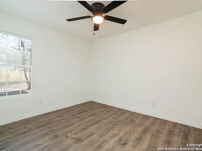 143 Kinder Dr — Photo 14
