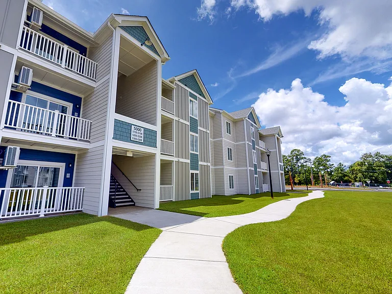 Coastal Club Apartments — Photo 52