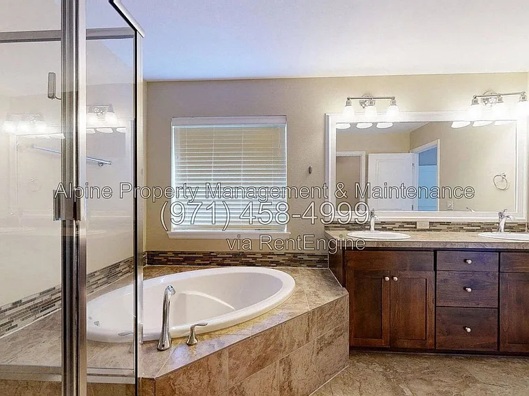9495 NW Ember Ln — Photo 55