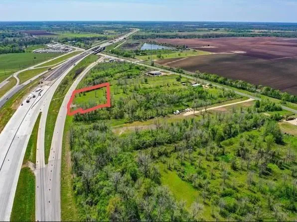 6402 Us Highway 59 Rd, Hungerford, TX 77448