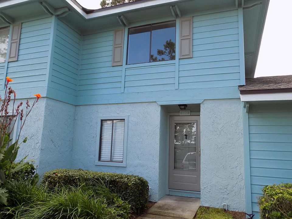 1st image of 402 Marsh Cove Ln