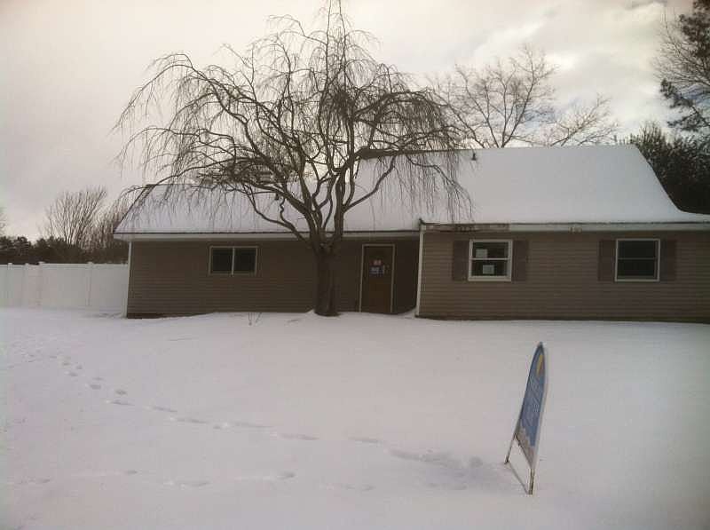 1st image of 33 Torrey Pine Ln