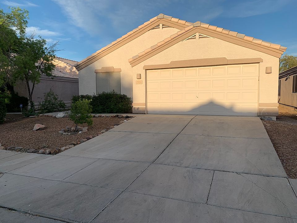1st image of 2926 N Mountain Creek Way