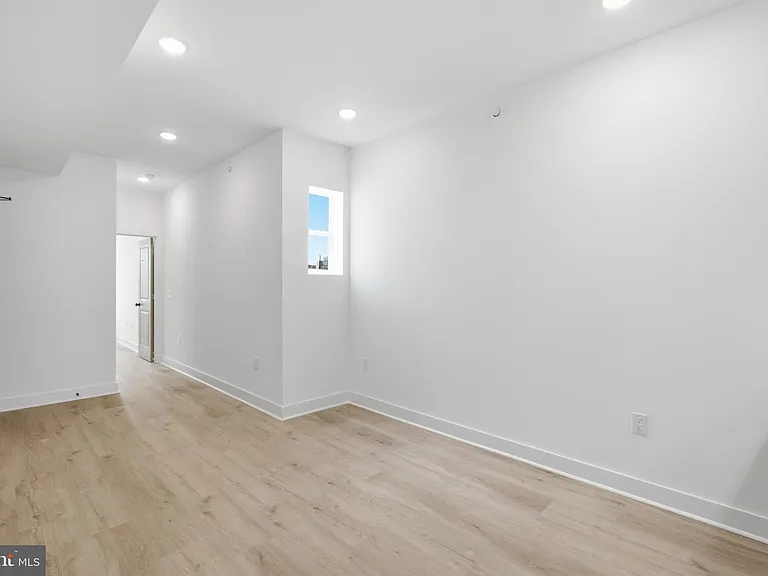 4312 Pennsgrove St #3 — Photo 6