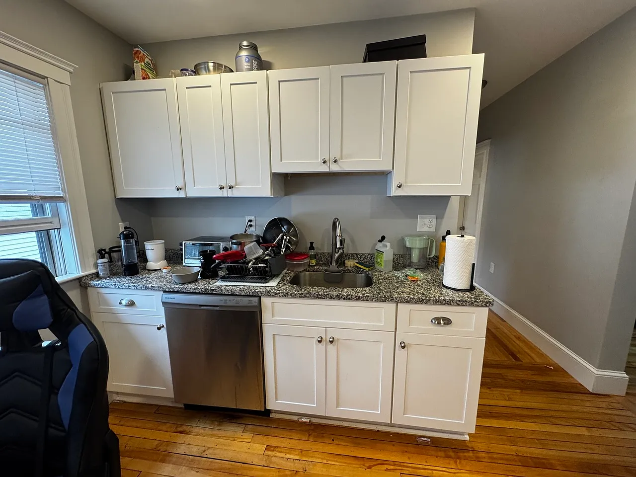 5 bed, 9999 sqft, $6,250 — Photo 4