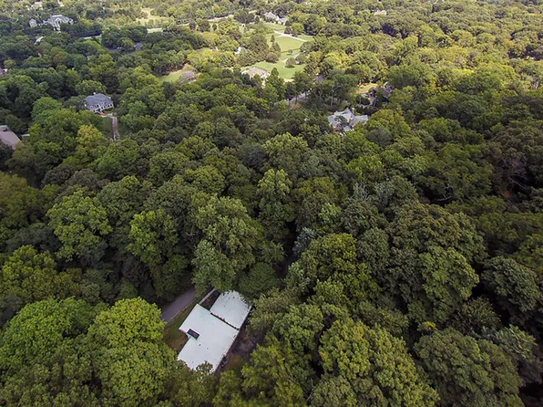 925 Overton Lea Rd, Nashville, TN 37220
