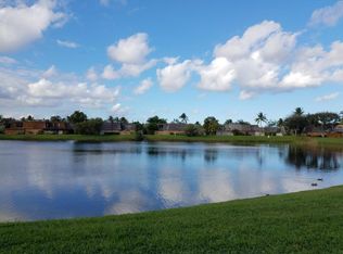 284 Arabian Rd, Palm Springs, FL 33461