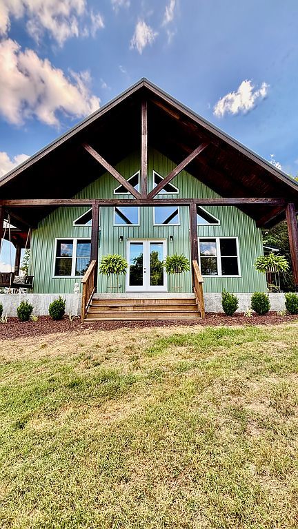 672 Sullivan Bend Rd - Property Image