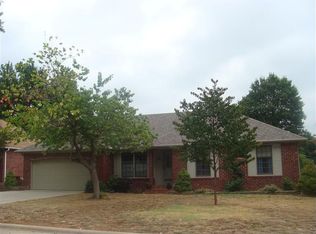 3442 S Rogers Ave, Springfield, MO 65804