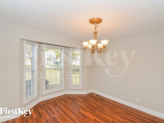 5th image of 1930 Whirlaway Cir