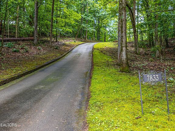 2nd image of 7833 Cherokee Springs Way