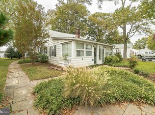 812 Cold Spring Rd, Middle River, MD 21220