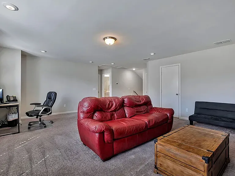 5040 Sunflower Ln — Photo 25