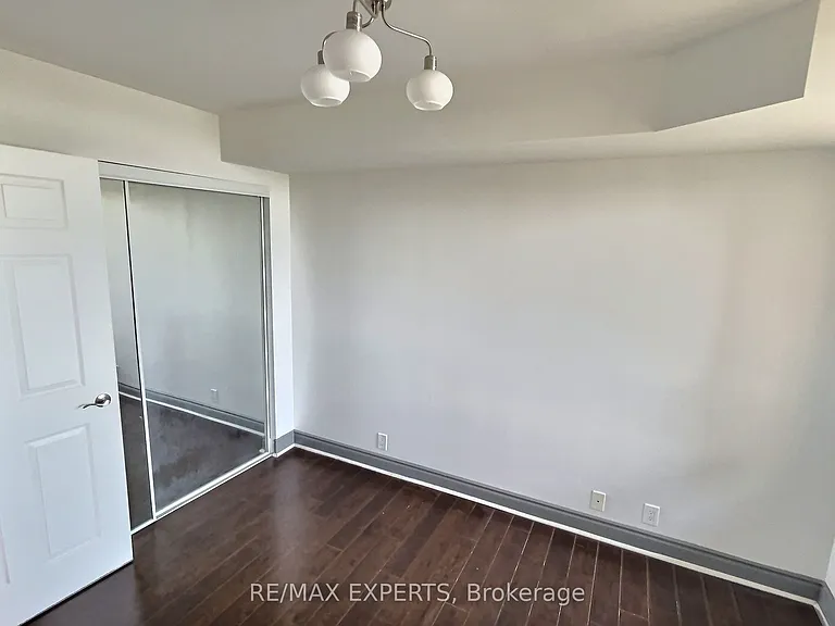 80 Harrison Garden Blvd #1625 — Photo 12