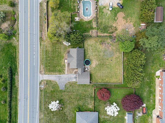 3rd image of 5987 Telegraph Rd