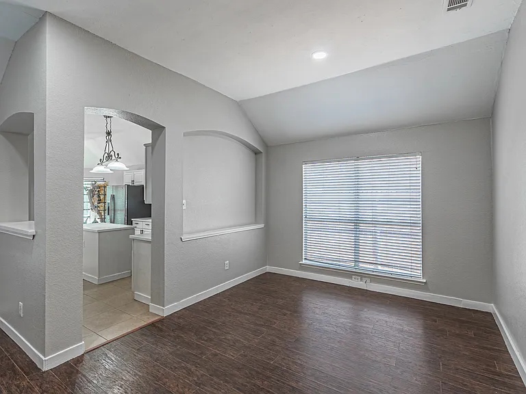 7624 Vista Creek Ln — Photo 17
